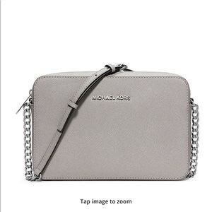 Michael Kors jet set travel crossbody Pearl grey